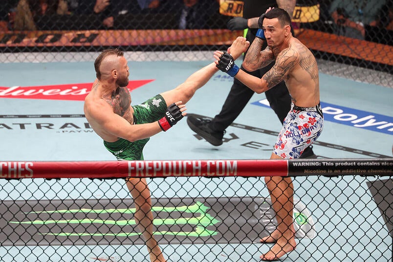Conor McGregor : Un spinning kick tragique à l'UFC 329